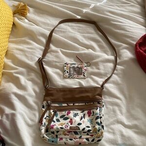 Floral relic purse with card holder